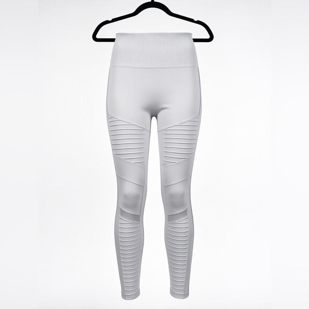 ALO Yoga White Ribbed Leggings